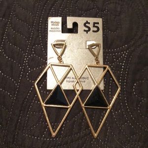 Triangle earrings